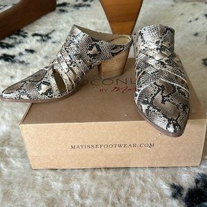 Women’s coconuts by Matisse booties